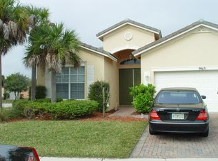 9671 SW Lindale Trace Blvd, Port Saint Lucie, FL 34987