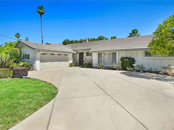 16517 Hartsook St, Encino, CA 91436