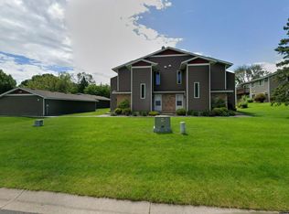 4510 Cinnamon Ridge Trl #B, Eagan, MN 55122