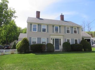 7 High St, Ashburnham, MA 01430