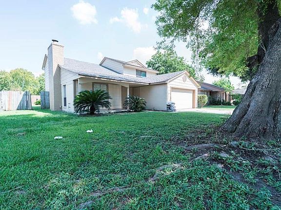 3rd image of 10126 Northview Dr