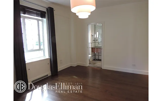 Rented by Douglas Elliman | media 33