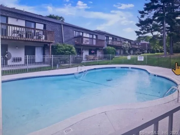 255 Strawberry Hill Avenue #B12, Stamford, CT 06902