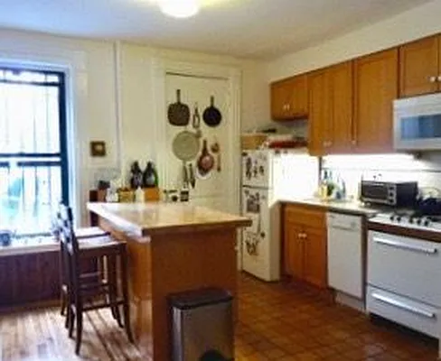 Rented by Susan N. Breen Real Estate | media 10