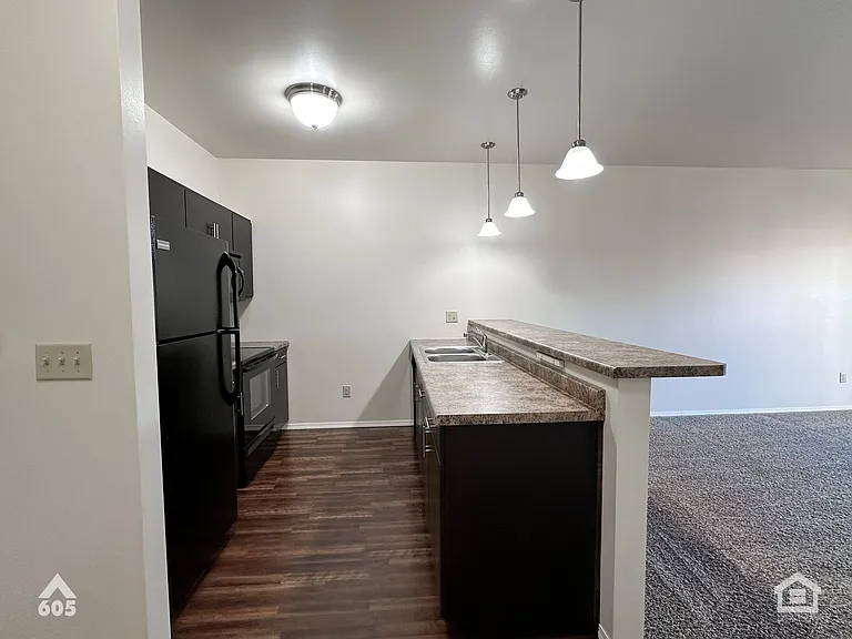 University Hills Village — Photo 202