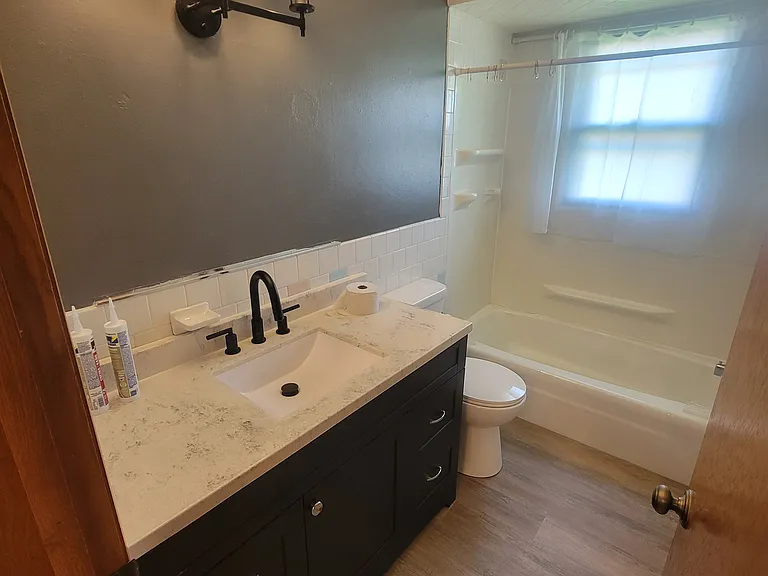 717 Ida St — Photo 10
