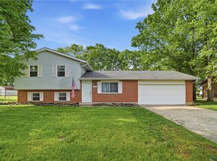 3835 Schroeder Dr, Hamilton, OH 45011