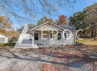 2215 Durham St, Burlington, NC 27217