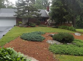 38 Maple Lake Rd, Kinnelon, NJ 07405