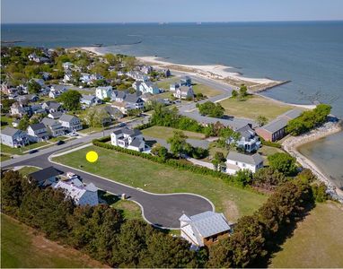 1 Washington Ave, Cape Charles, VA, 23310