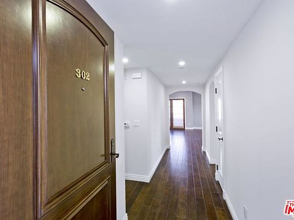2nd image of 10707 Missouri Ave APT 402