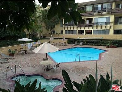 2nd image of 5600 Kensington Way Unit 101
