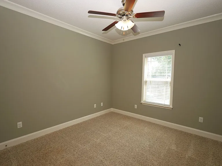 4634 Amelia Cir — Photo 19