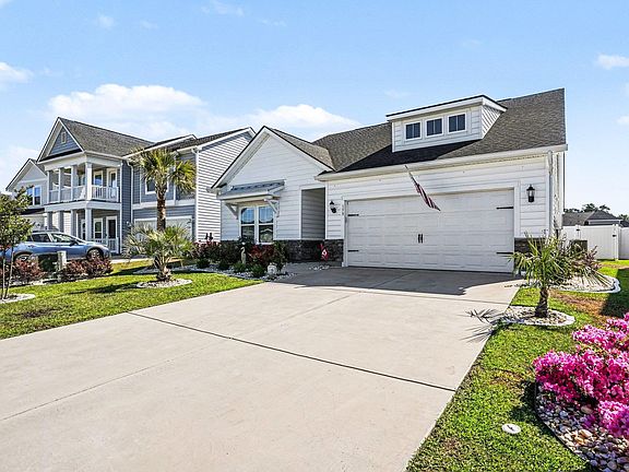 4th image of 159 Albatross Way