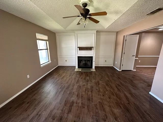 5907 Fordham Dr — Photo 2