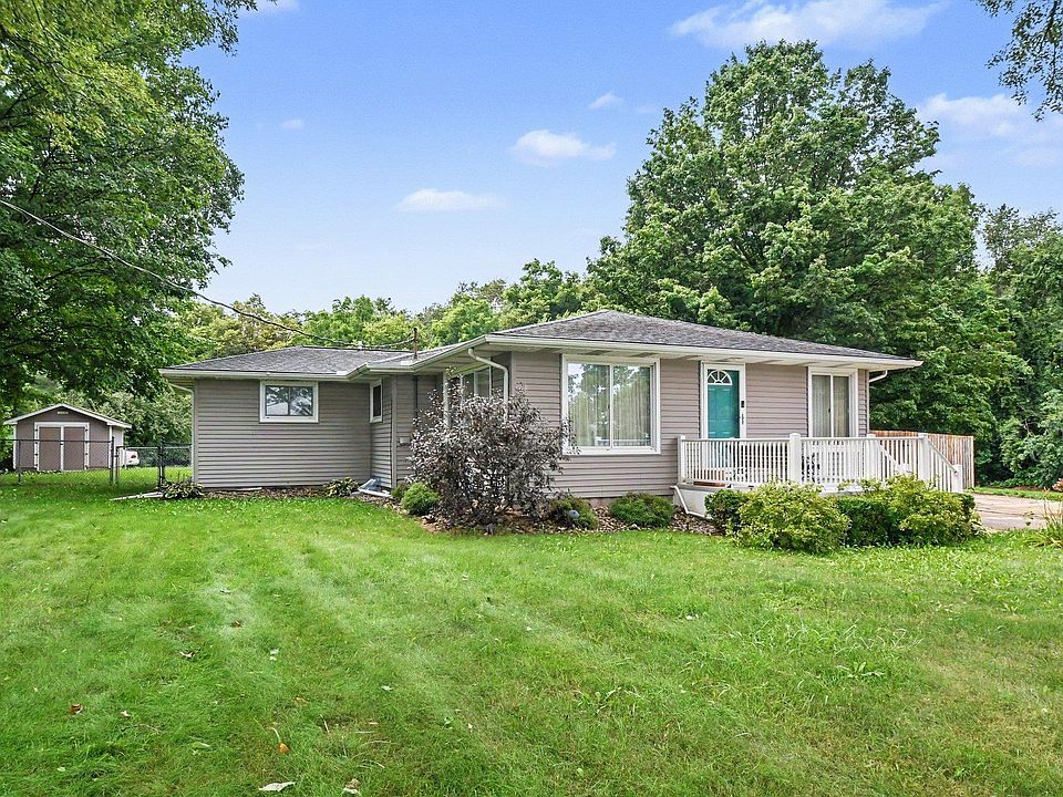 1st image of 60325 County Road 3