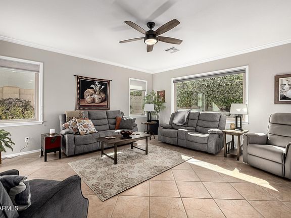 4th image of 1431 E WINGED FOOT Drive