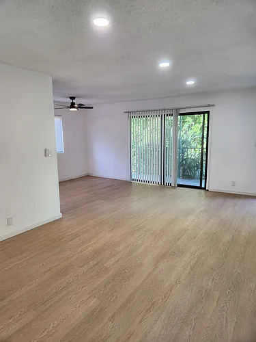 6561 Fulton Ave #14 Photo 1