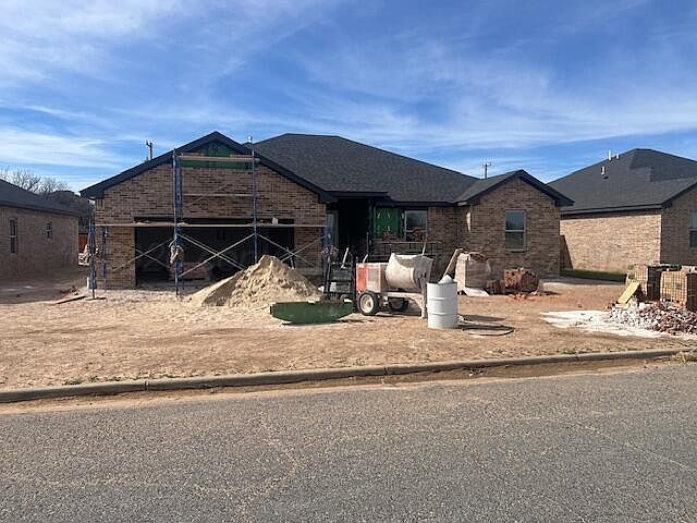 1st image of 706 Columbia Dr