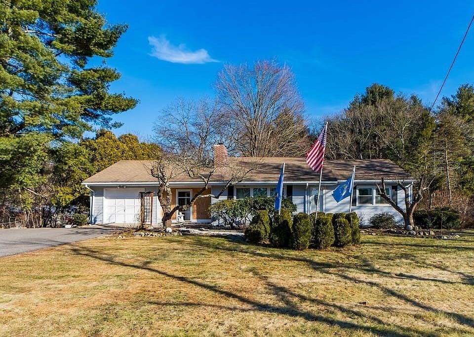 178 Village St, Millis, MA 02054 Zillow
