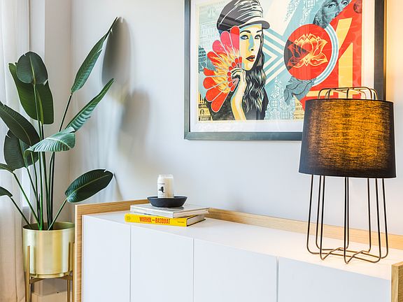 4th image of 176 Woodward Ave #402