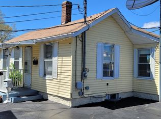 424 Transit St, Woonsocket, RI 02895