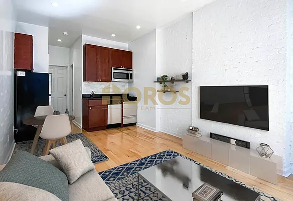 Rented by City Connections Realty | media 16