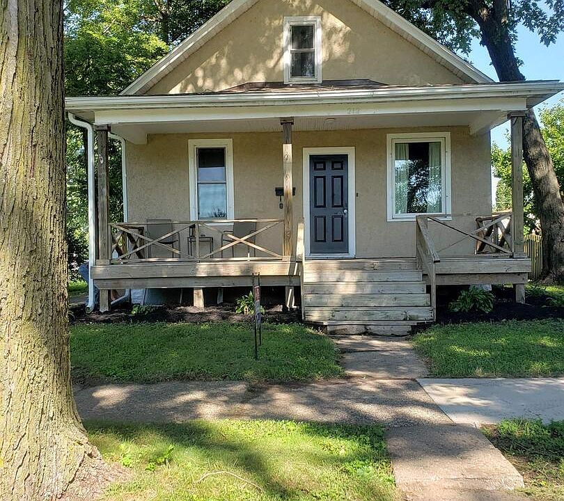 1st image of 212 44th St