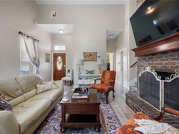 5th image of 7501 Meadow Lake Dr