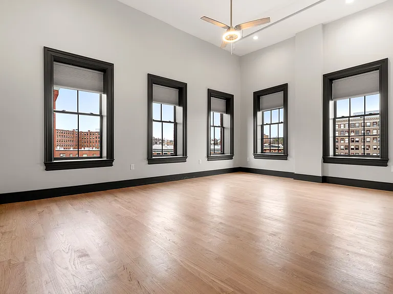 6 Washington St #403 — Photo 14