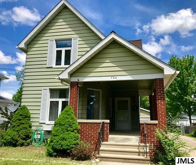 1st image of 744 Glenwood Ave