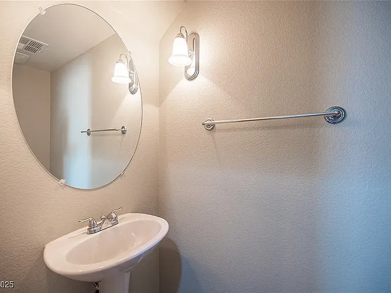 8368 Creek Canyon Ave — Photo 25