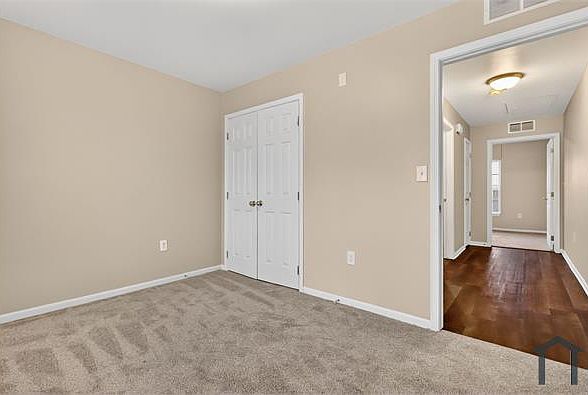 16141 Van Buren St, photo 2