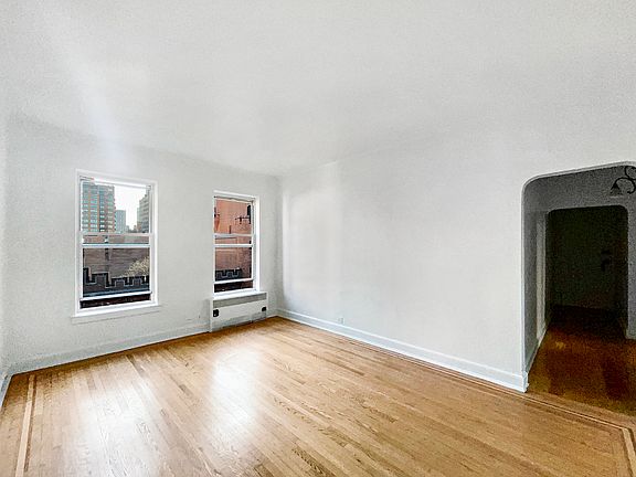 2nd image of 27 E 94th St #5O