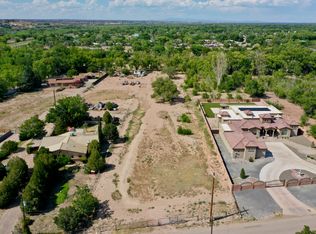 3227 Duranes Rd NW, Albuquerque, NM 87104