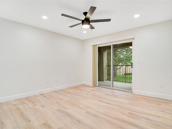 4th image of 12602 Crest Springs Ln APT 1327