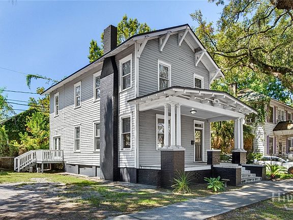 2nd image of 535 E 37th Street
