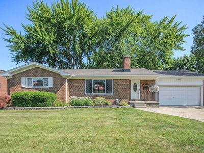 11127 Olive St, Warren, MI, 48093