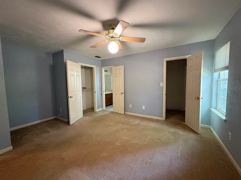 460 Merlin Ct — Photo 16