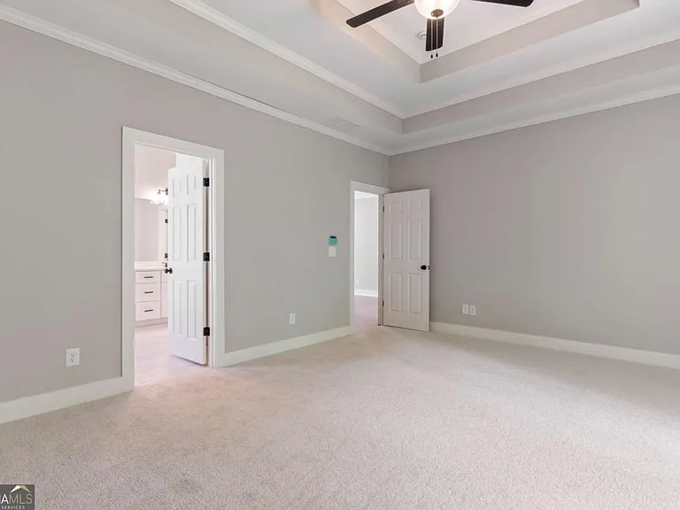 380 Ansley Dr — Photo 15