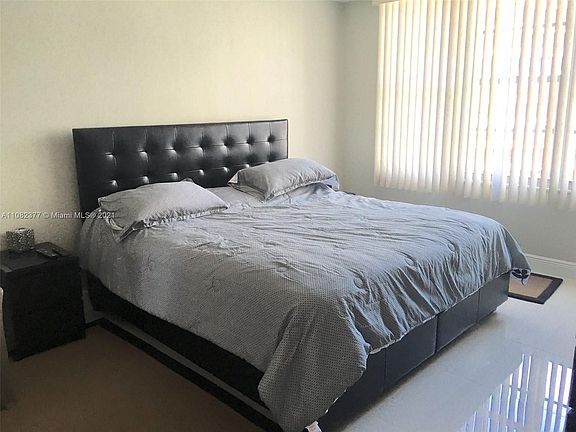 5th image of 5161 Collins Ave APT 801