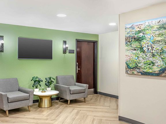 Lobby and Guest Check-in