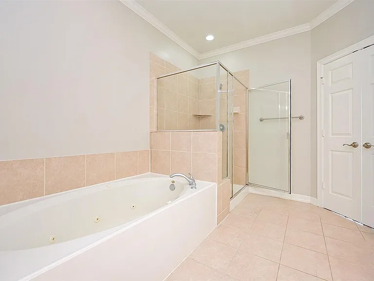 7933 Telluride Dr — Photo 20