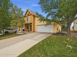 184 W 26th St, Rifle, CO 81650