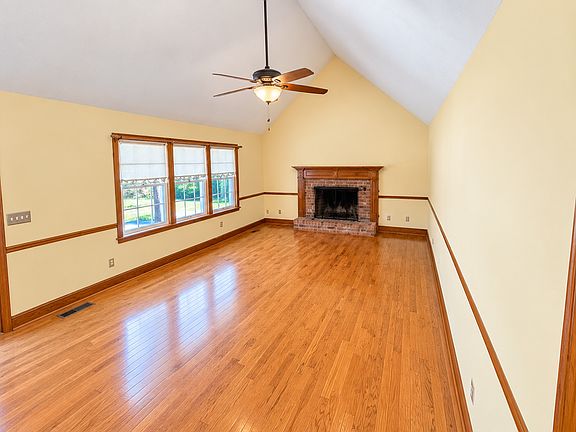 5th image of 118 Sassafras Rd