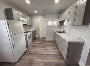 5 Ropes St #3L, Salem, MA 01970