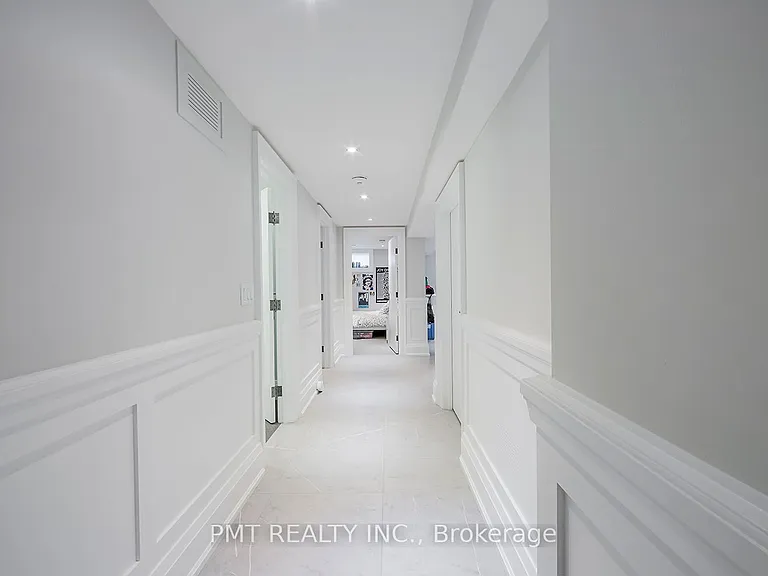 50 Thursfield Cres — Photo 41