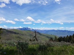 W Point Dr, Livingston, MT 59047