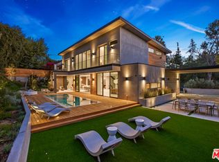 2814 Roscomare Rd, Los Angeles, CA 90077