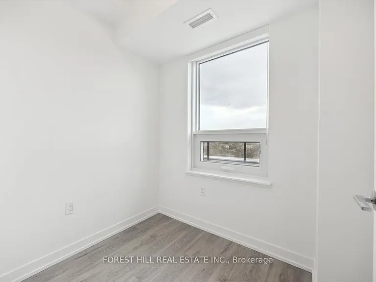 556 Marlee Ave #911 — Photo 17